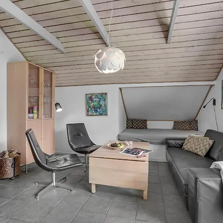 Amazing Home In Hadsund With Sauna Hébergement de vacances *