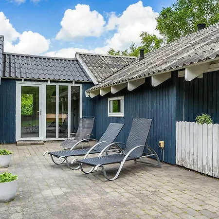 Cozy In Hadsund With Indoor Swimming Pool Helberskov