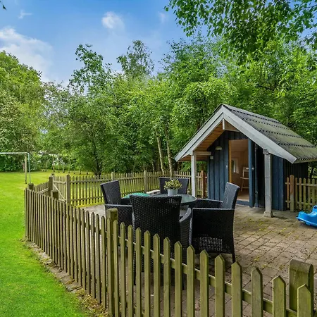Hébergement de vacances Amazing Home In Hadsund With Sauna *
